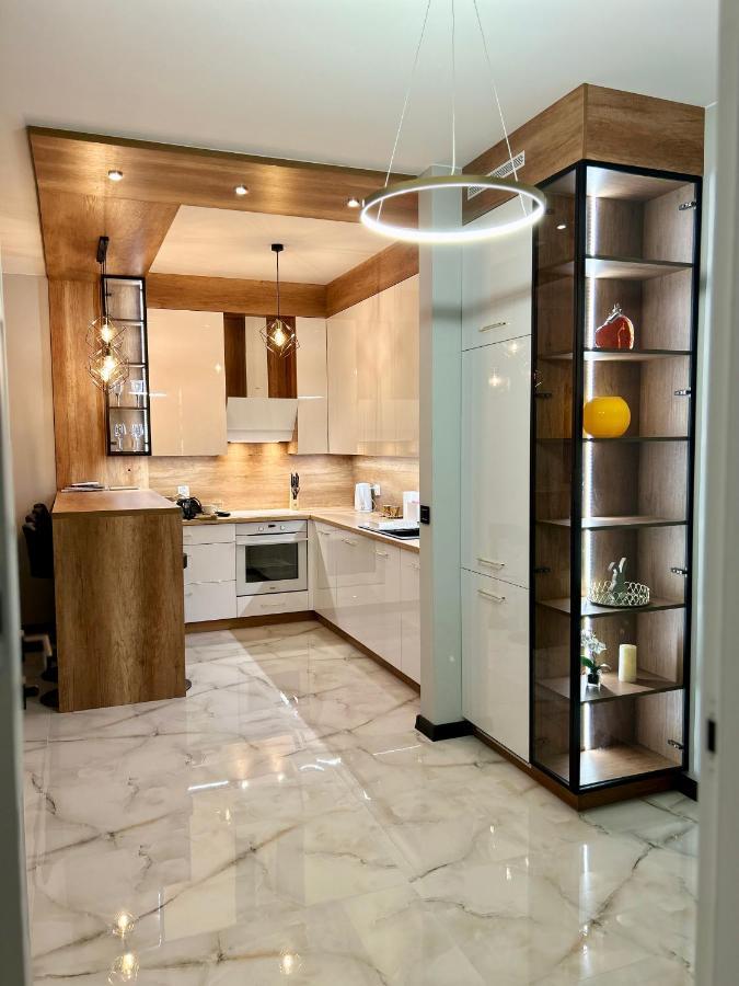 Golden Luxury Suite Nowy Dwor Mazowiecki Luaran gambar
